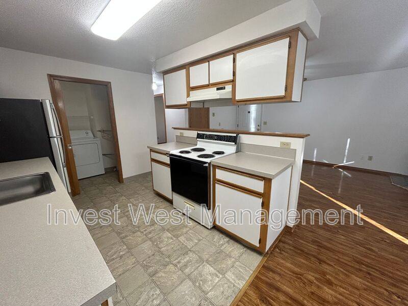 House for rent at 3911 Plomondon St, Vancouver, WA 98661