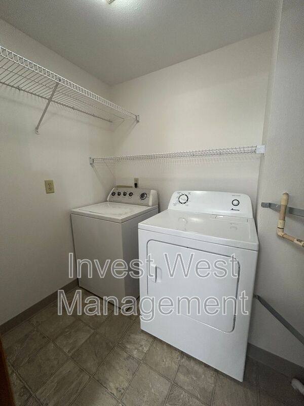 House for rent at 3911 Plomondon St, Vancouver, WA 98661
