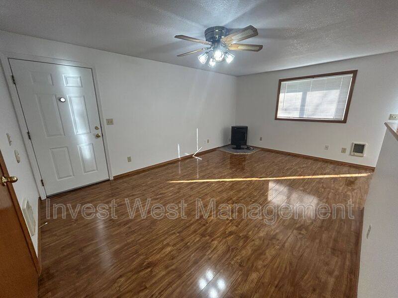 House for rent at 3911 Plomondon St, Vancouver, WA 98661