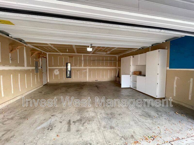 House for rent at 3911 Plomondon St, Vancouver, WA 98661