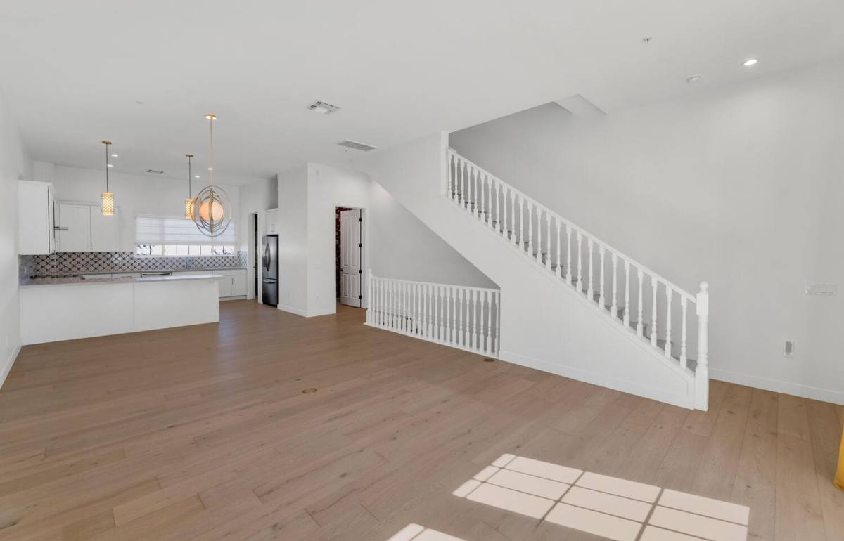 Townhouse for rent at 4438 N 27th St, Phoenix, AZ 85016