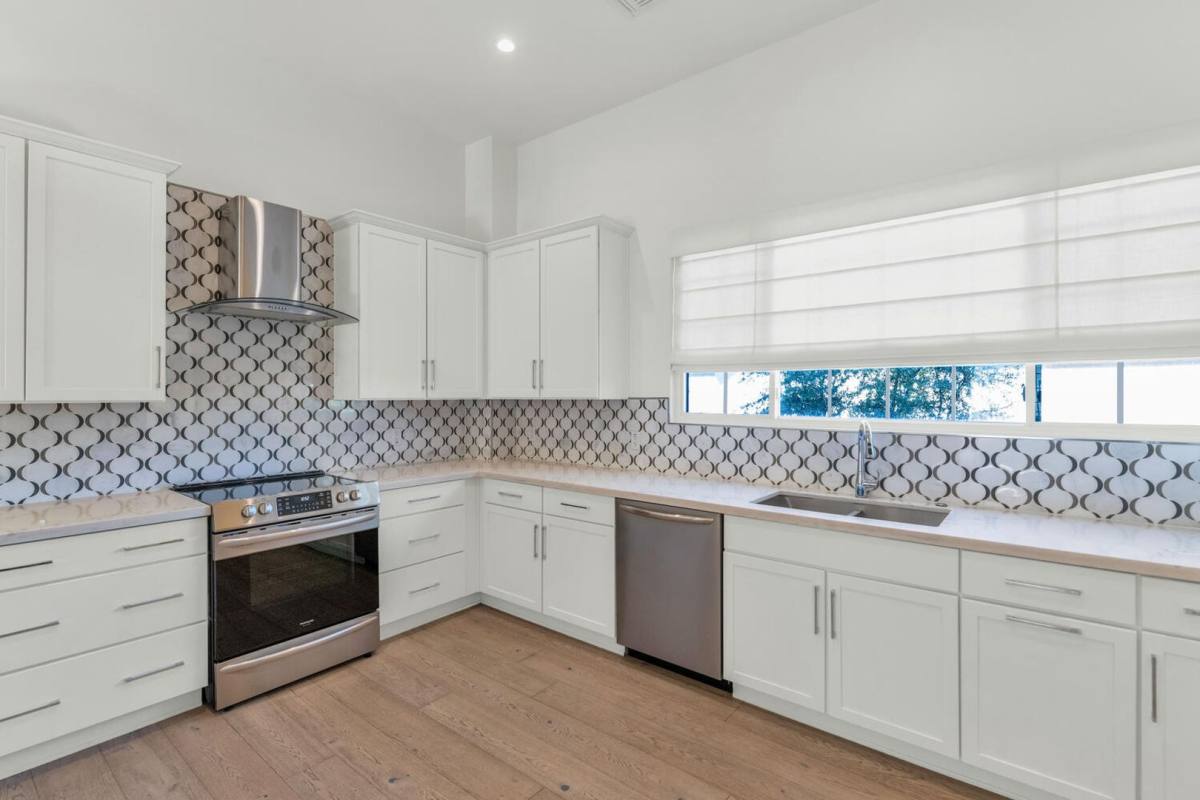 Townhouse for rent at 4438 N 27th St, Phoenix, AZ 85016