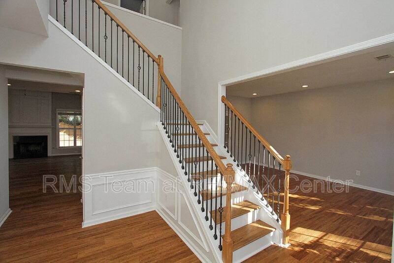 House for rent at 5057 Bethpage Dr, Suwanee, GA 30024