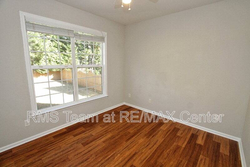 House for rent at 5057 Bethpage Dr, Suwanee, GA 30024