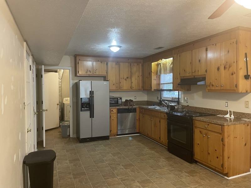 House for rent at 128 Old Thompson Ave, West Point, VA 23181