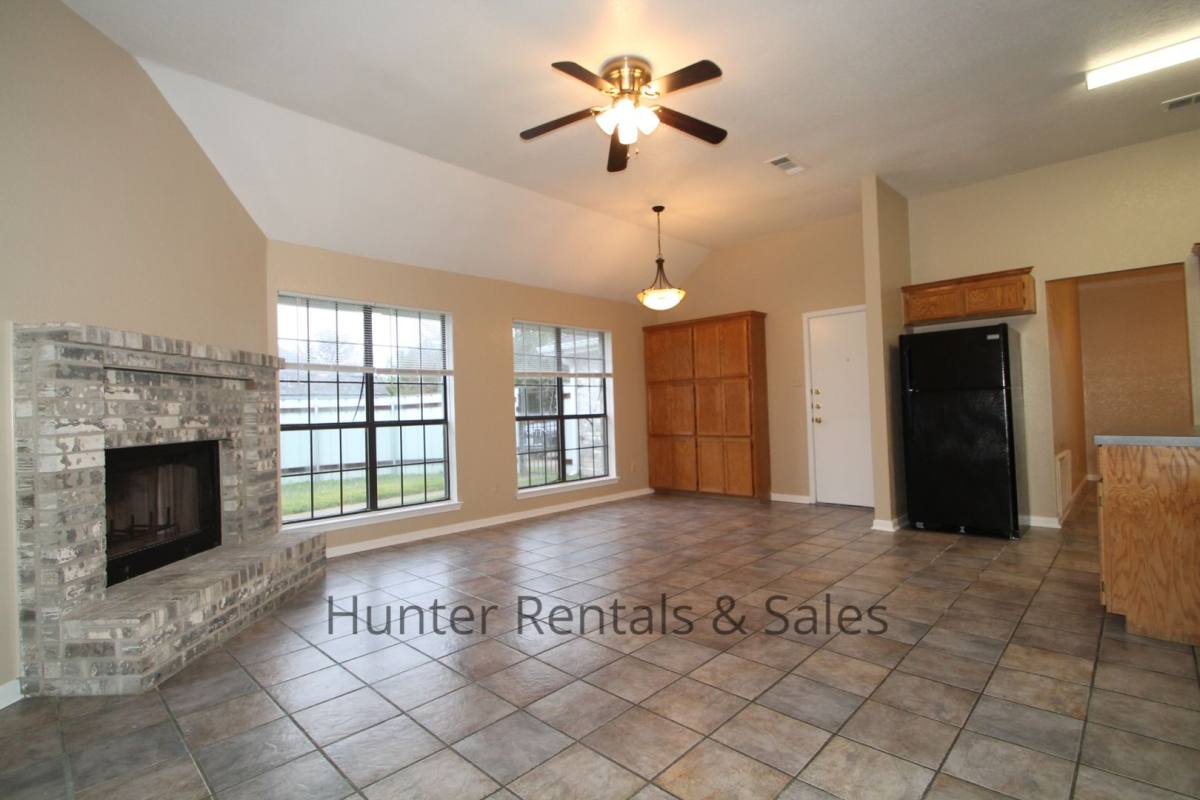 House for rent at 1012 Windy Hill Rd, Harker Heights, TX 76548