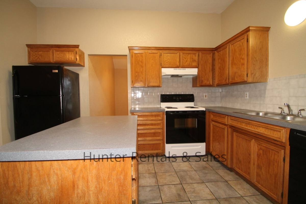 House for rent at 1012 Windy Hill Rd, Harker Heights, TX 76548