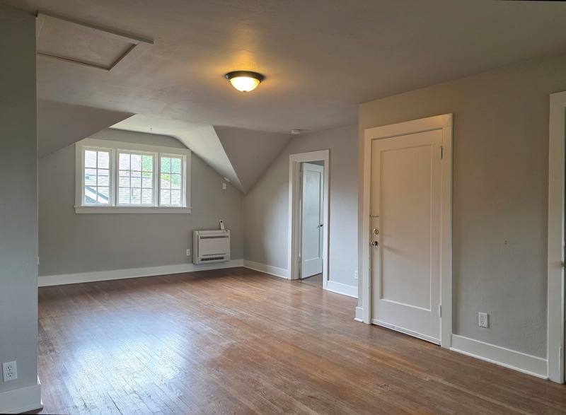 Apartment for rent at 3105 SE Main St #2, Portland, OR 97214
