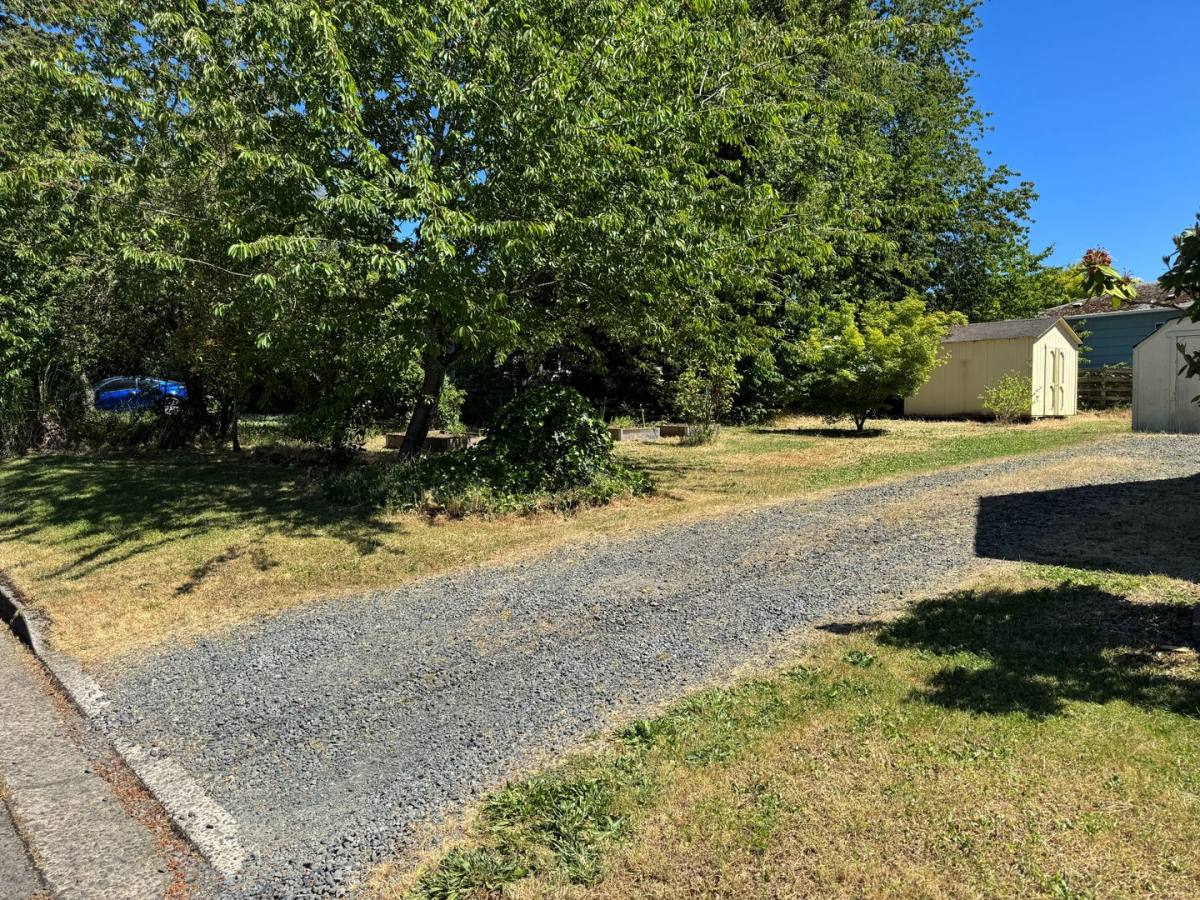 House for rent at 740 W 23rd Ave, Eugene, OR 97405
