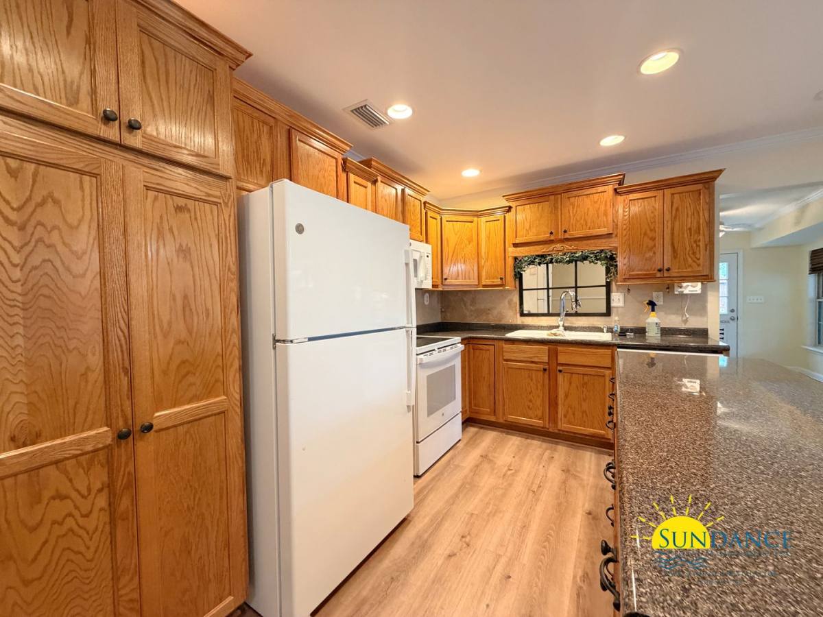 House for rent at 103 Azalea Circle, Valparaiso, FL 32580