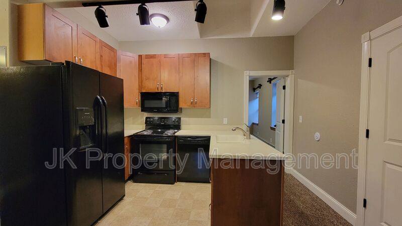 Apartment for rent at 413 Central Ave #306, Great Falls, MT 59401