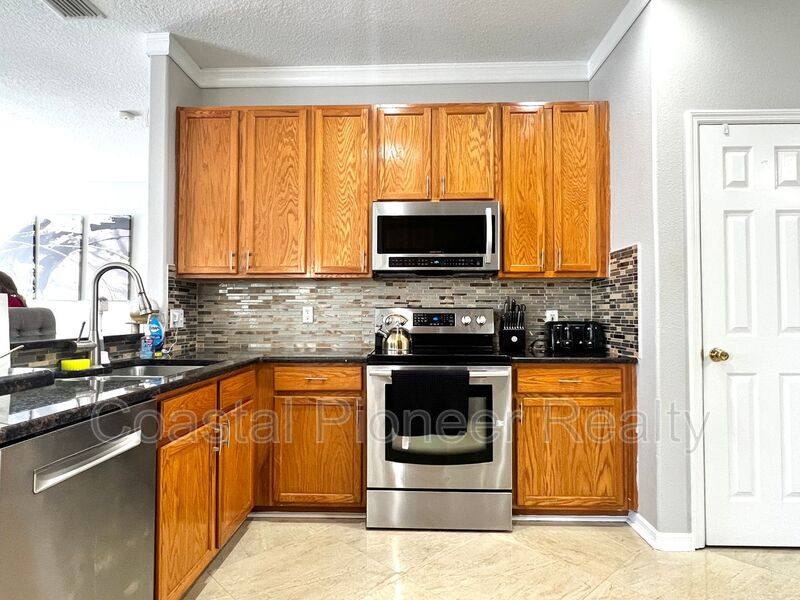 House for rent at 8848 Cameron Crest Dr, Tampa, FL 33626