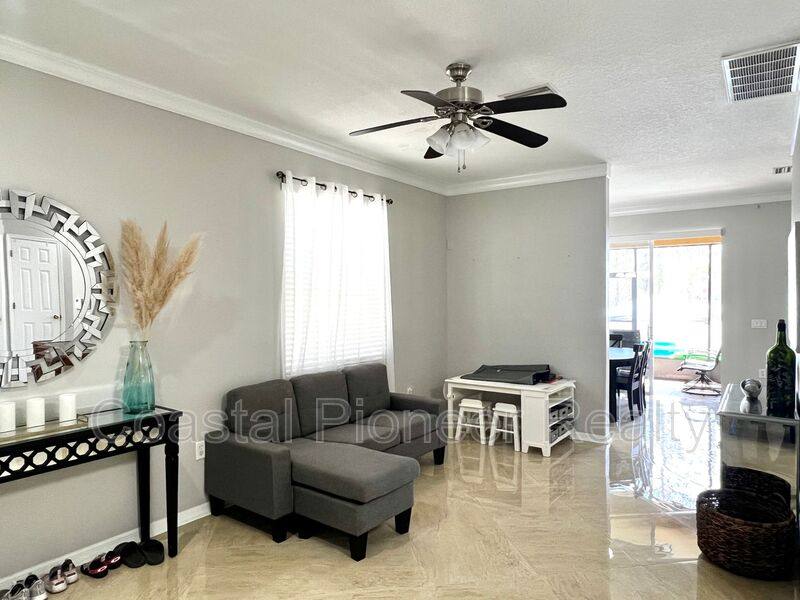 House for rent at 8848 Cameron Crest Dr, Tampa, FL 33626