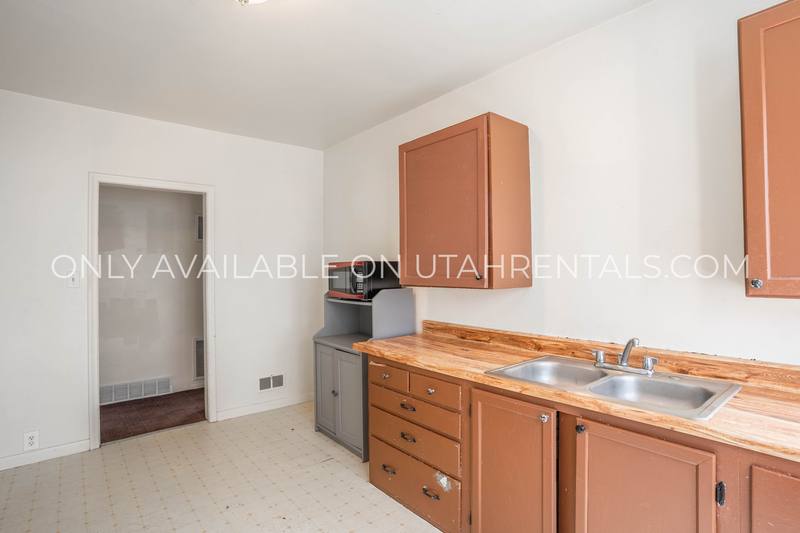 Apartment for rent at 40 E State St #C, Lehi, UT 84043