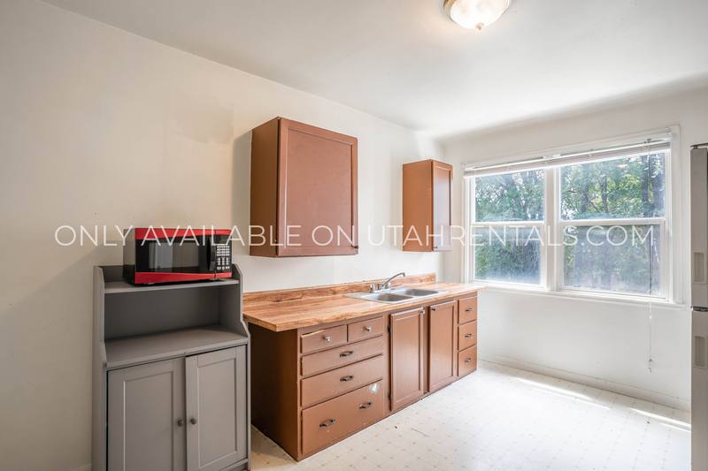 Apartment for rent at 40 E State St #C, Lehi, UT 84043