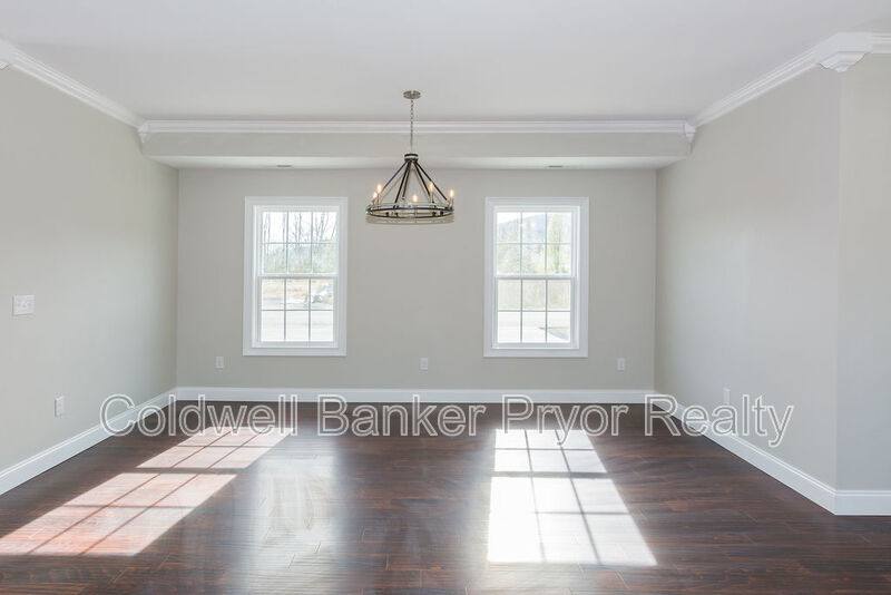 Townhouse for rent at 33 Michigan Lane, Dunlap, TN 37327