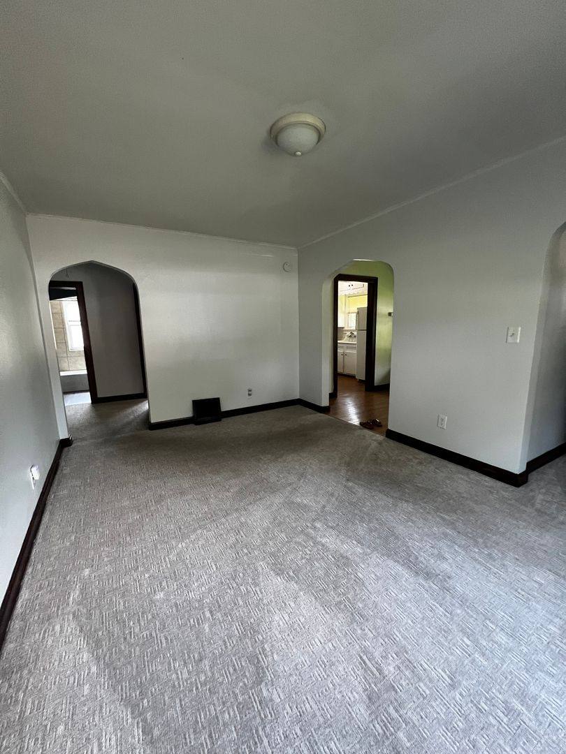 House for rent at 1455 W 12th St, Davenport, IA 52804