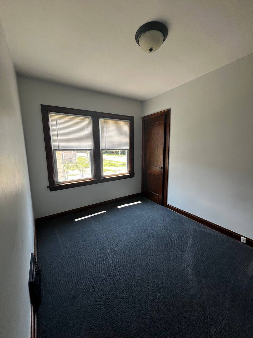House for rent at 1455 W 12th St, Davenport, IA 52804