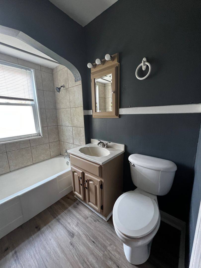 House for rent at 1455 W 12th St, Davenport, IA 52804
