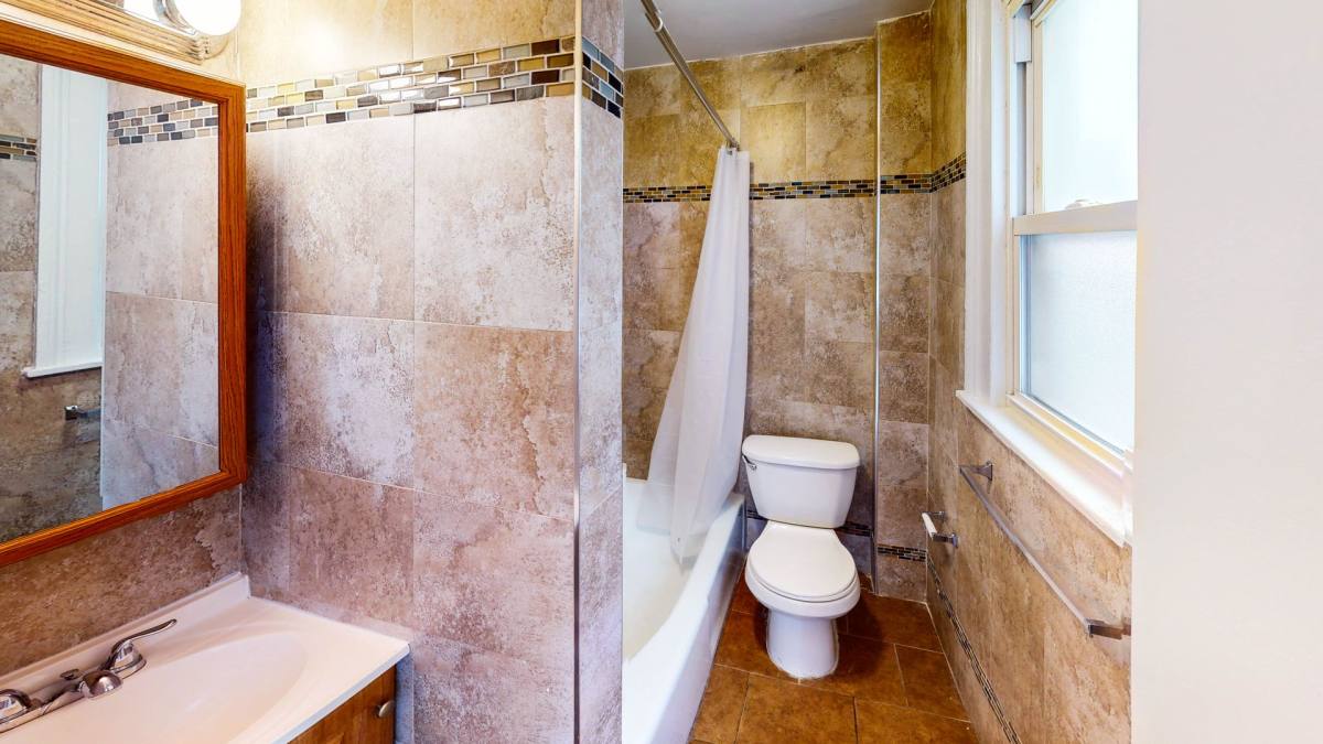 Apartment for rent at 89 Carlisle St #2, New Haven, CT 06519
