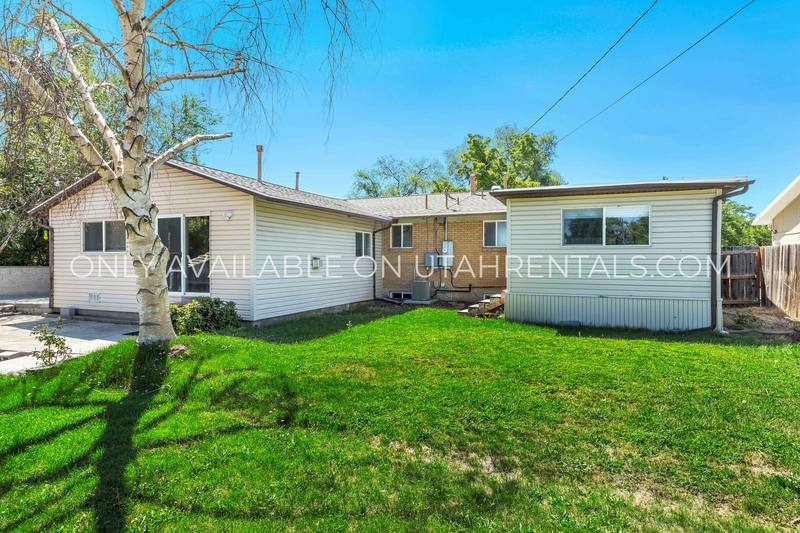 House for rent at 1671 E 7080 S, Salt Lake City, UT 84121