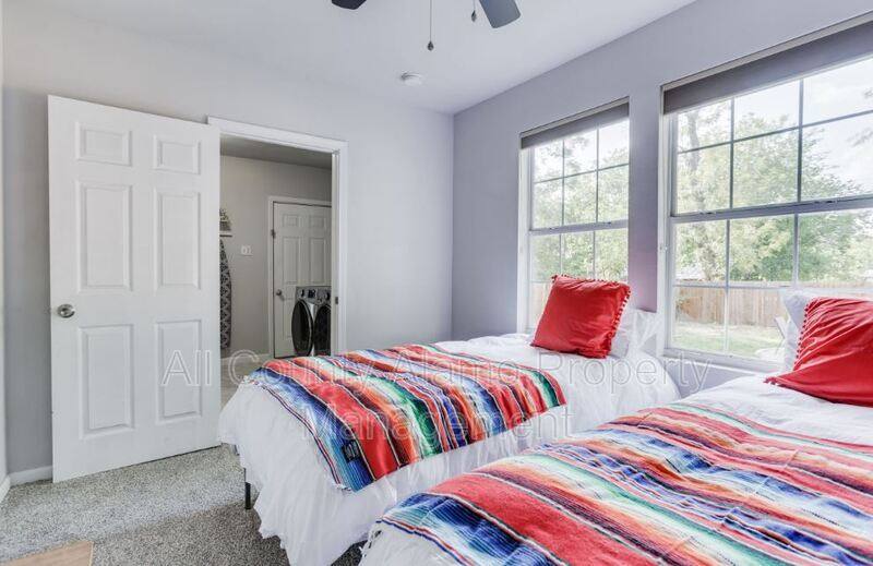 House for rent at 1031 Gramercy Place, San Antonio, TX 78201