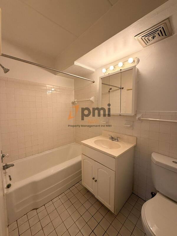 Apartment for rent at 111 Harrington Ave #10, Crown Point, IN 46307