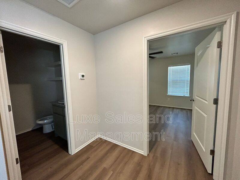 House for rent at 10805 NW 119th Place, Yukon, OK 73099