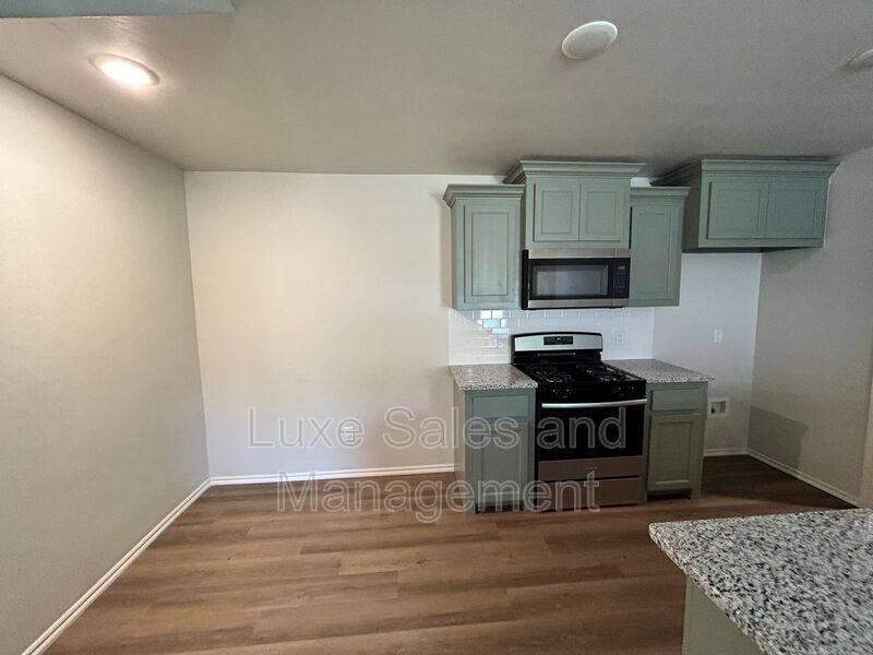 House for rent at 10805 NW 119th Place, Yukon, OK 73099