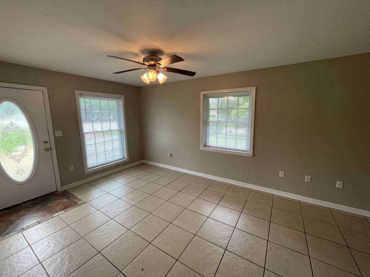 House for rent at 125 Cherry Court, Gulfport, MS 39501