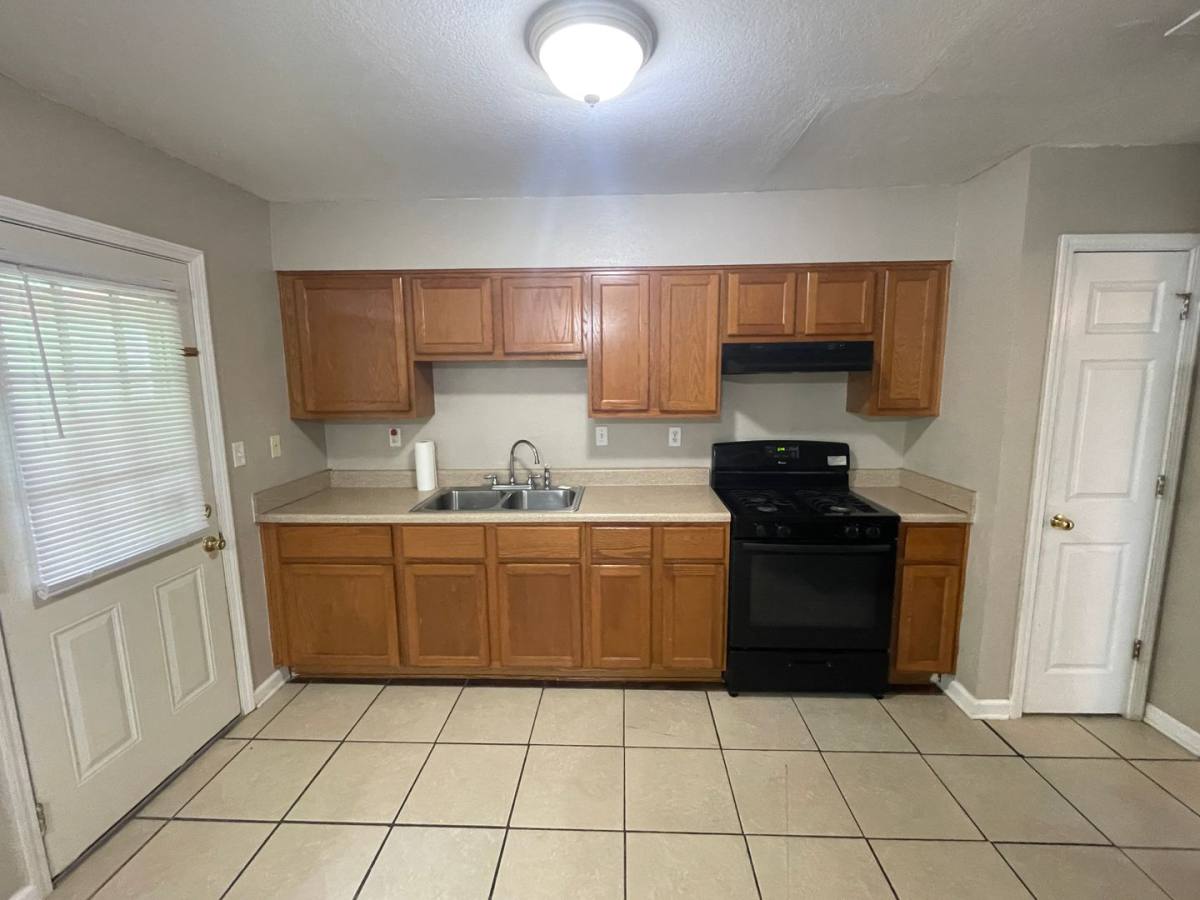 House for rent at 125 Cherry Court, Gulfport, MS 39501
