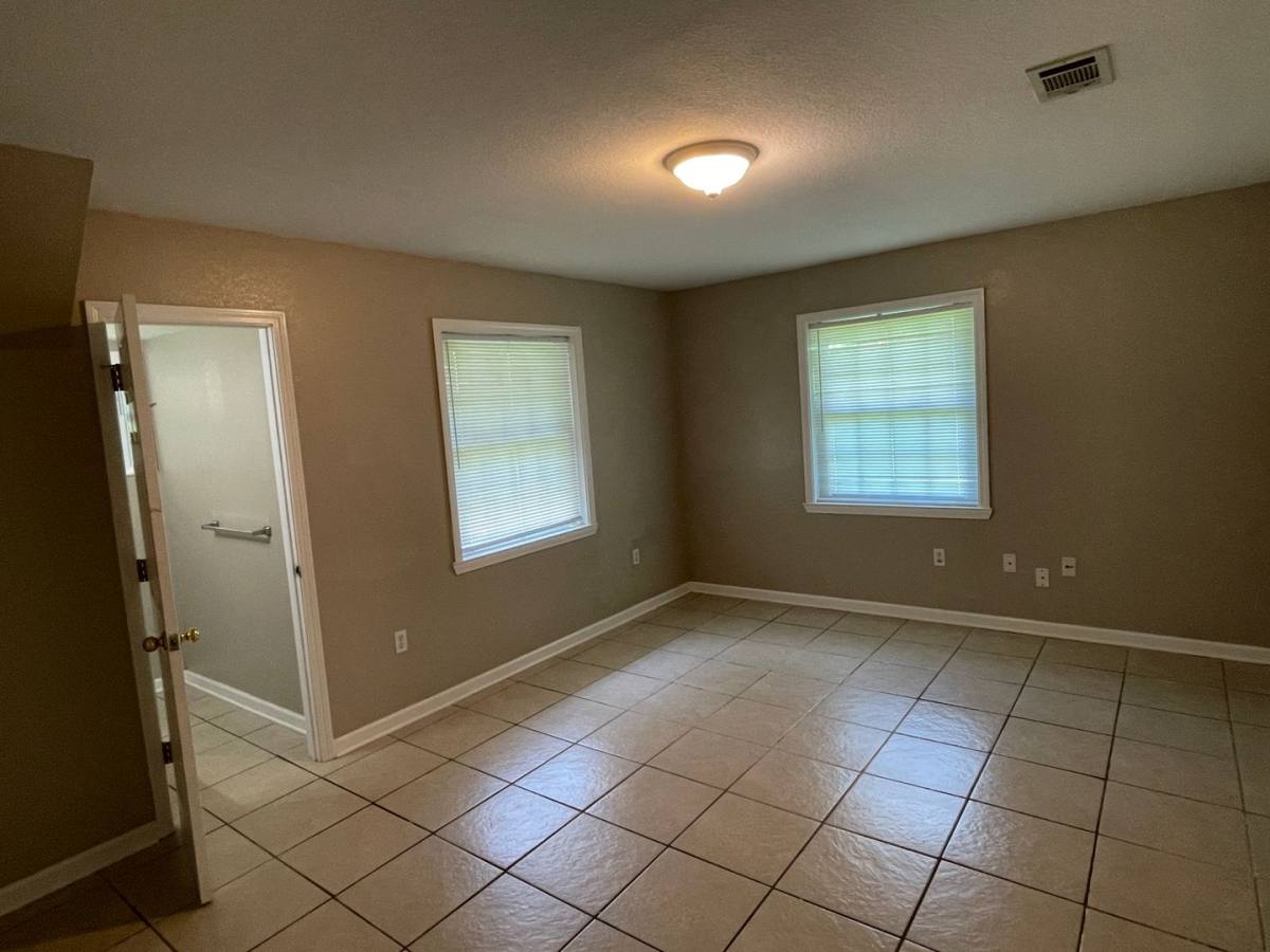 House for rent at 125 Cherry Court, Gulfport, MS 39501