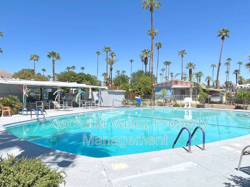 House for rent at 134 Fondulac St, Palm Springs, CA 92264