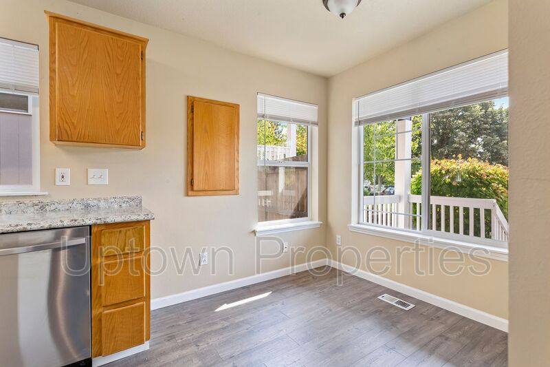 House for rent at 14174 SE Summerfield Loop, Happy Valley, OR 97086