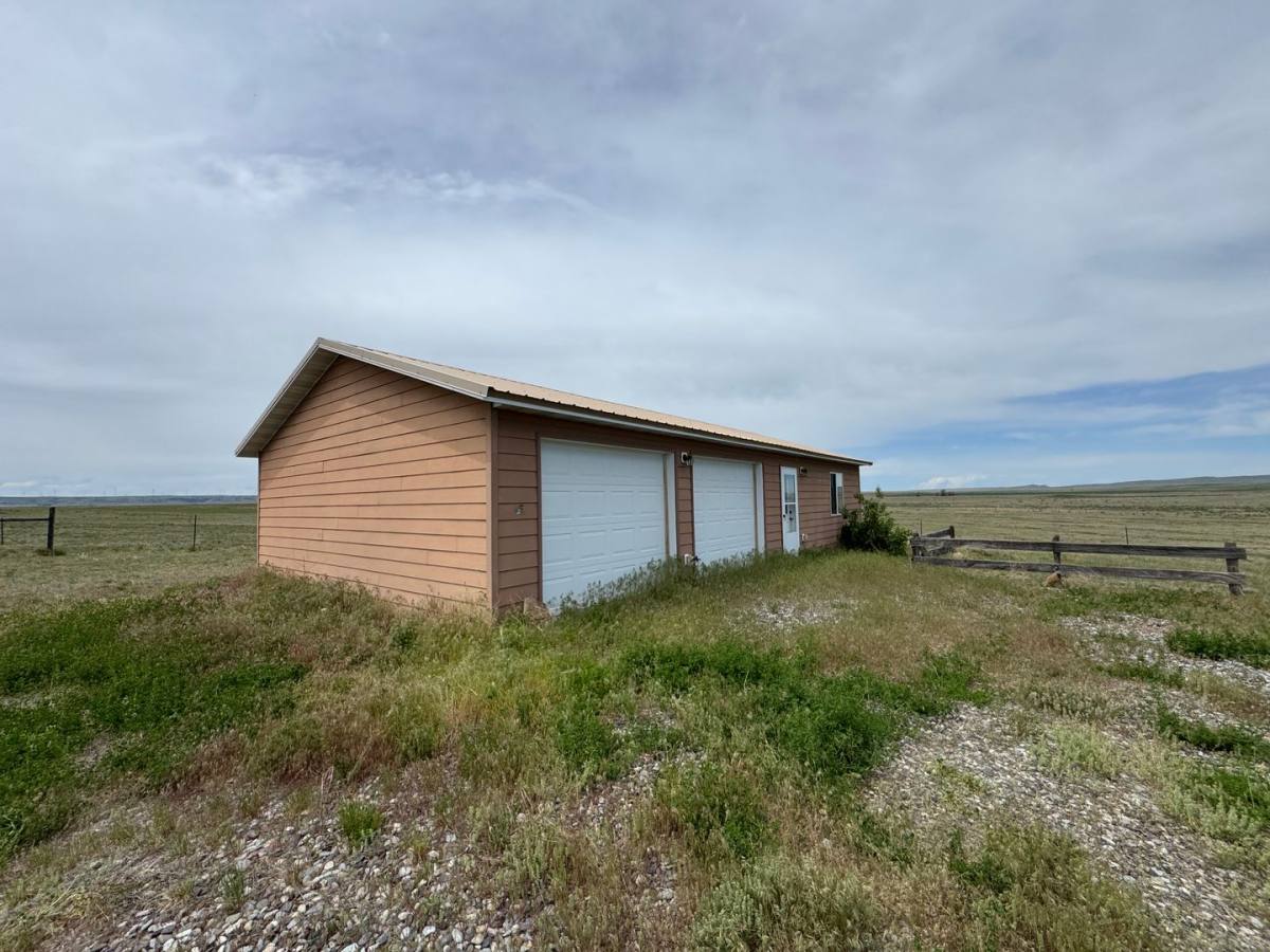 House for rent at 100 Wodrich Rd, Rapelje, MT 59067