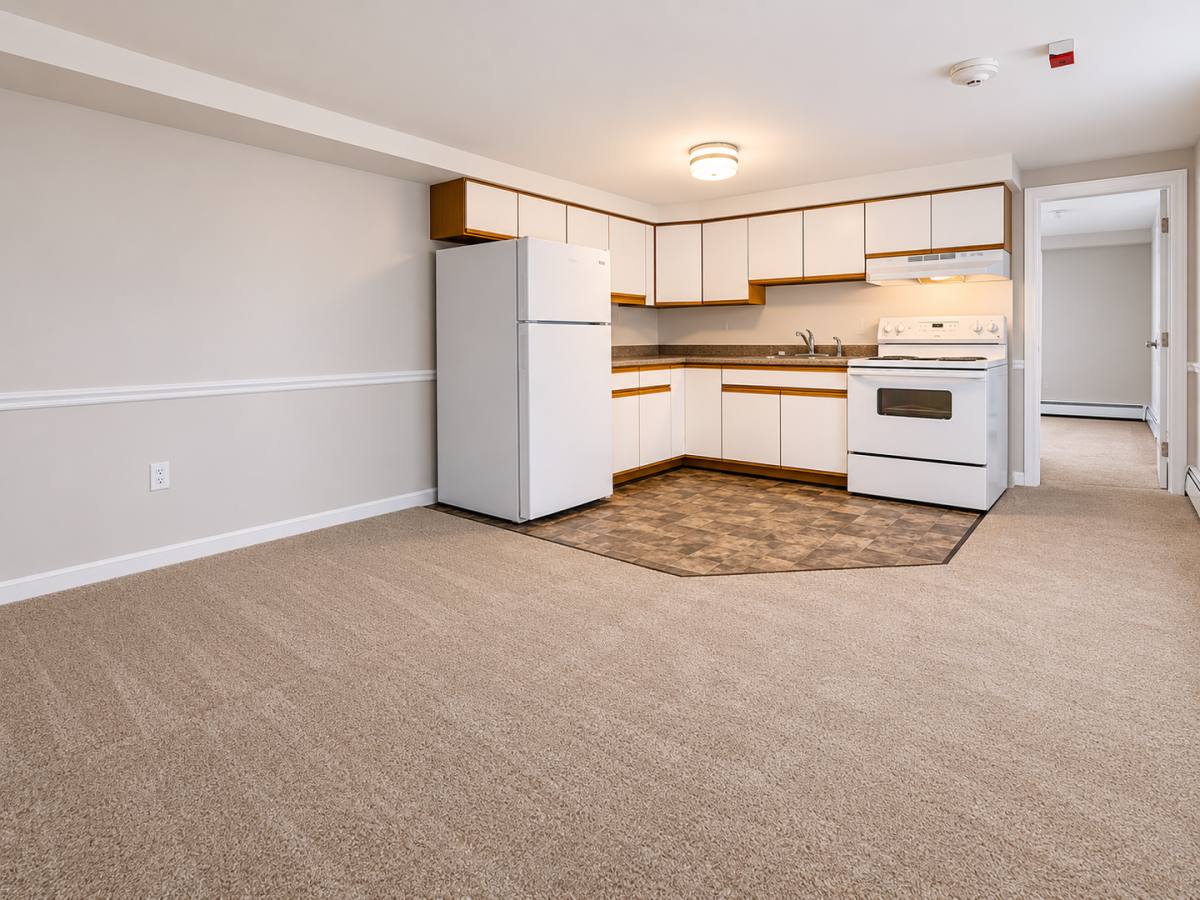 Apartment for rent at 277-287 Pine St, Lowell, MA 01851