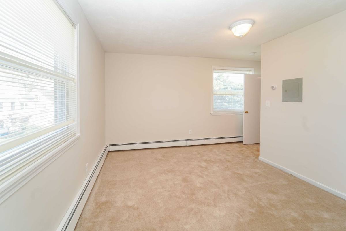 Apartment for rent at 277-287 Pine St, Lowell, MA 01851