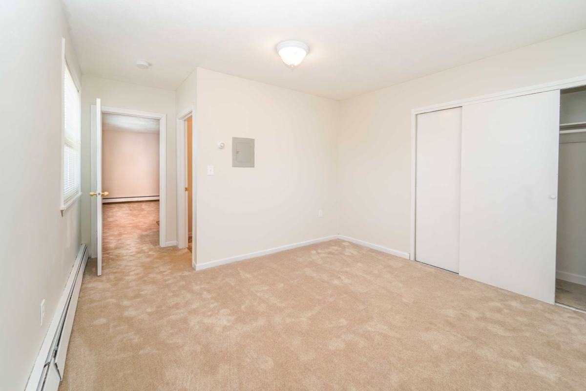 Apartment for rent at 277-287 Pine St, Lowell, MA 01851