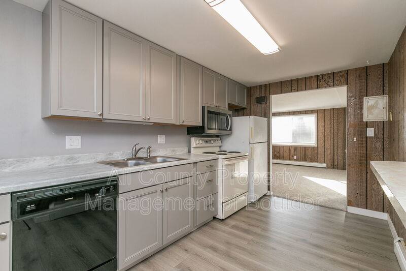 Apartment for rent at 1112 17th Ave #D, Longmont, CO 80501