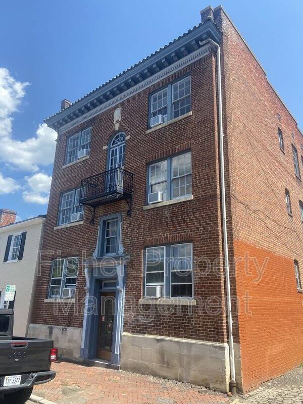 Apartment for rent at 111 N Foushee St #1, Richmond, VA 23220