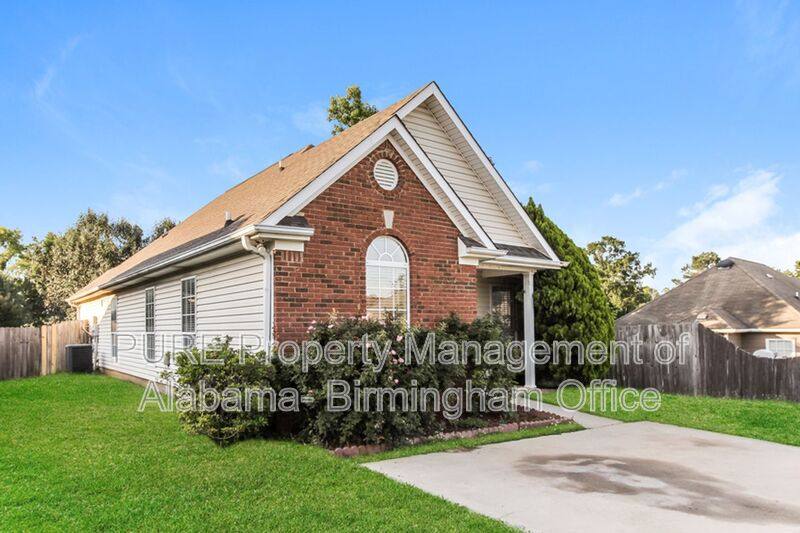 House for rent at 108 Flagstone Lane, Calera, AL 35040