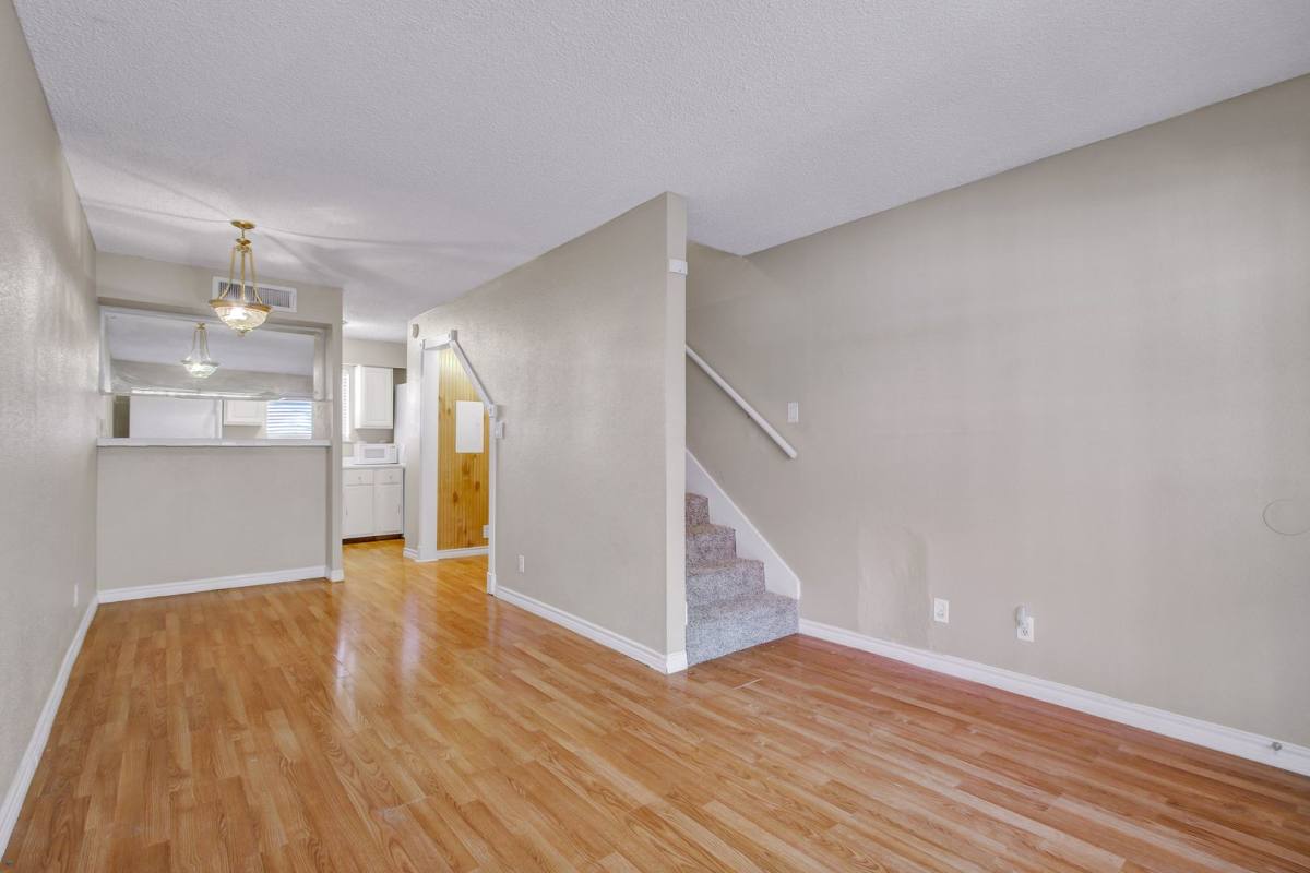 Townhouse for rent at 3243 Nacogdoches Rd, San Antonio, TX 78217