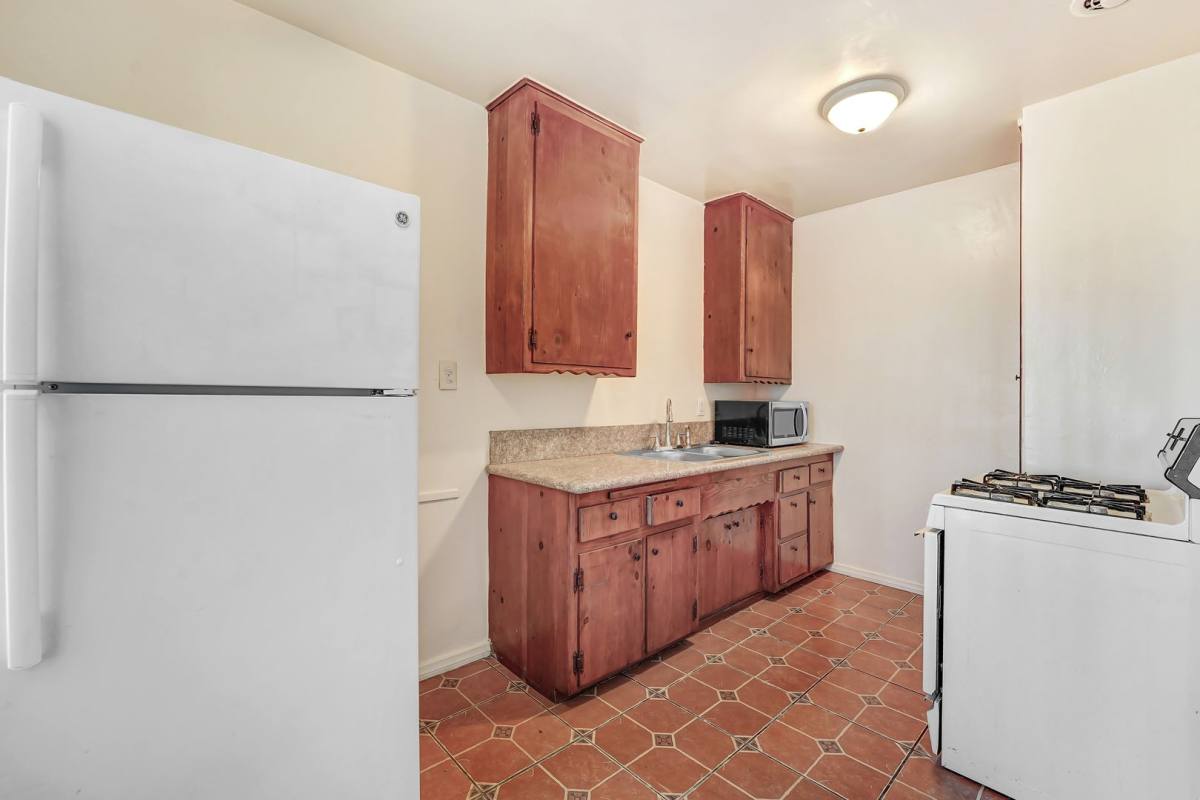 Apartment for rent at 8451 S Normandie Ave, Los Angeles, CA 90044