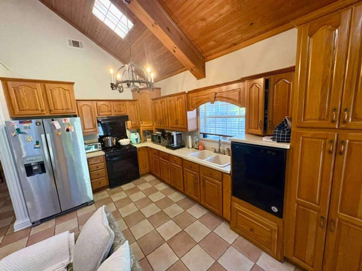 House for rent at 1729 Pine Ave, Niceville, FL 32578