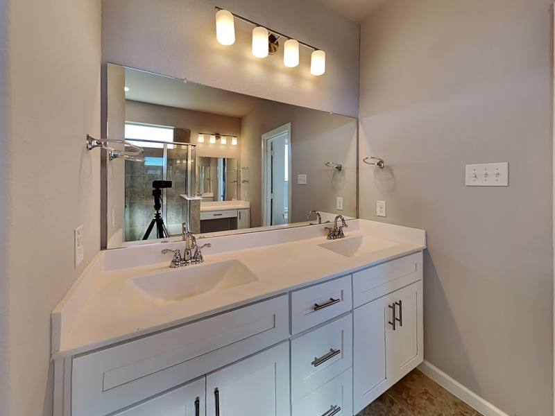 House for rent at 545 Hazeltine Rd, Red Oak, TX 75154