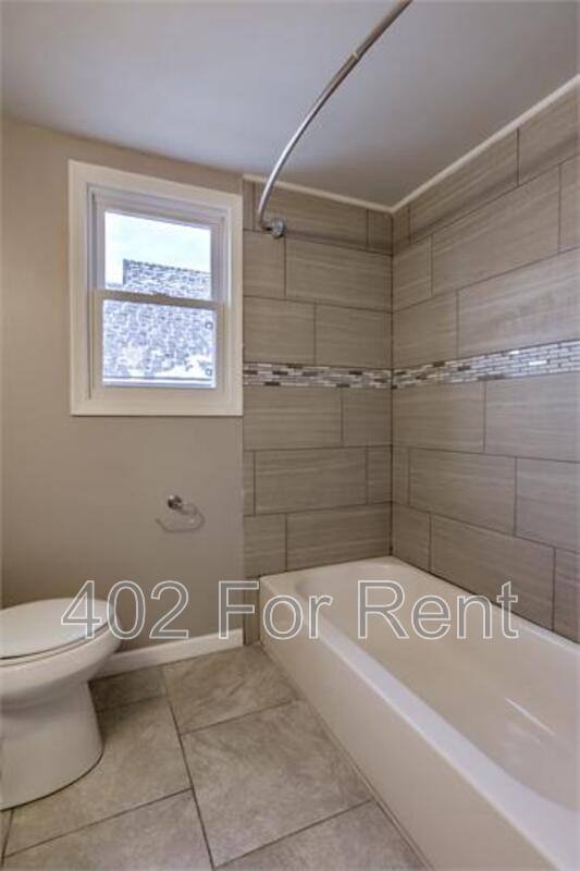 Apartment for rent at 1410 1412 N 45th St #4, Omaha, NE 68132
