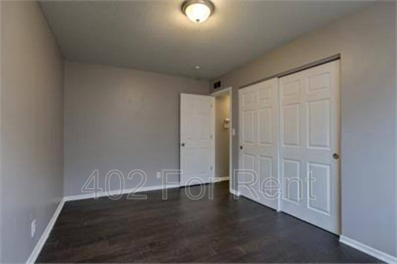 Apartment for rent at 1410 1412 N 45th St #4, Omaha, NE 68132