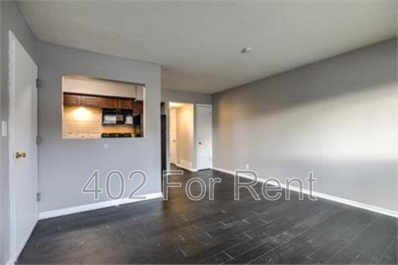 Apartment for rent at 1410 1412 N 45th St #4, Omaha, NE 68132