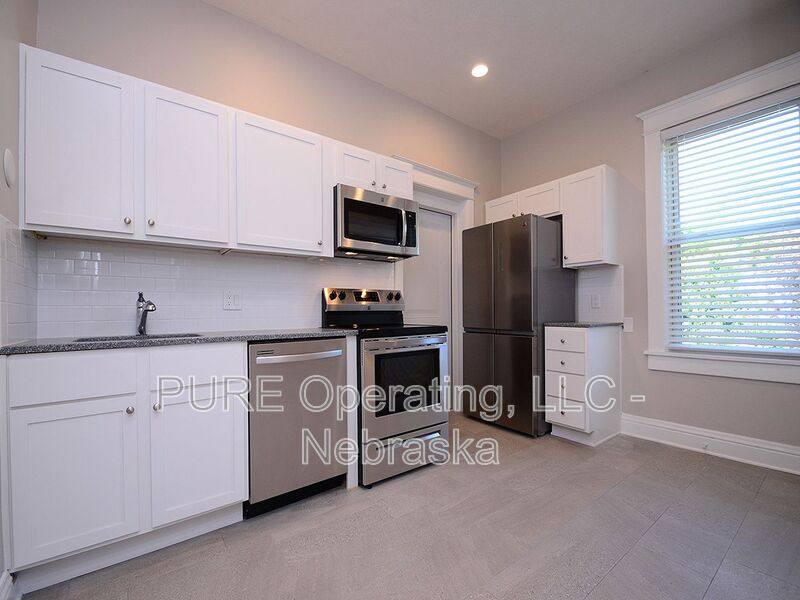 Apartment for rent at 2969 Harris St #3, Omaha, NE 68105