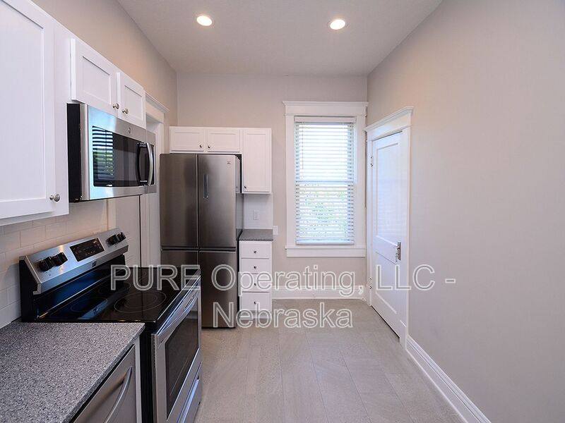 Apartment for rent at 2969 Harris St #3, Omaha, NE 68105